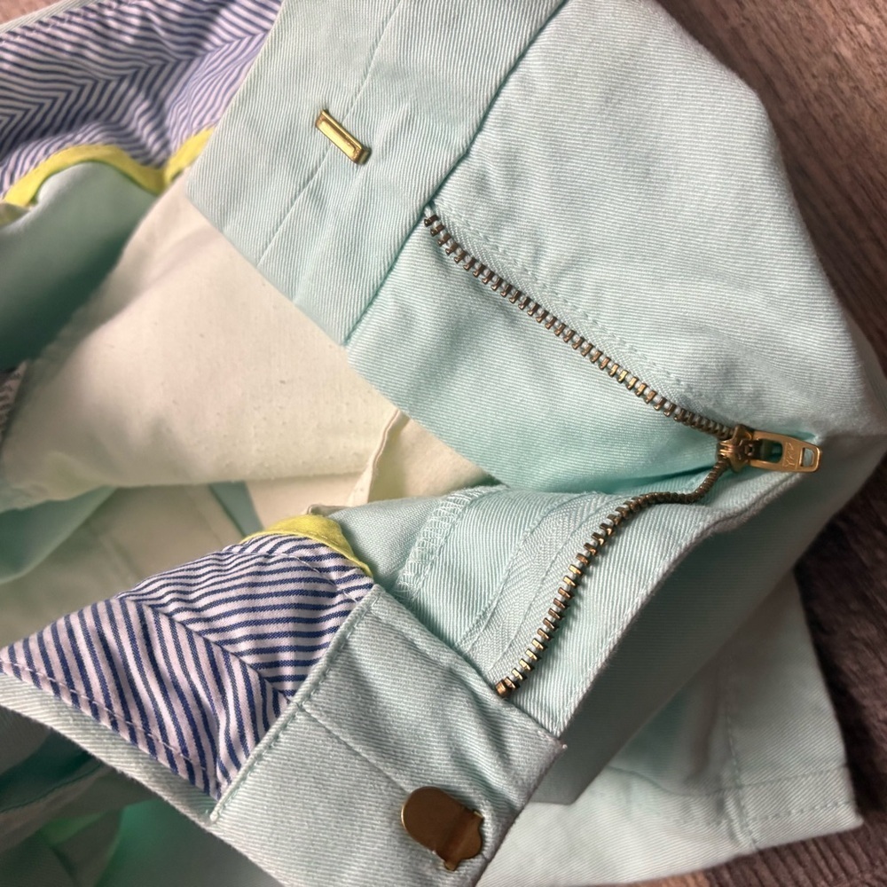 J. Crew Chino shorts light green size 6 - Picture 6 of 7